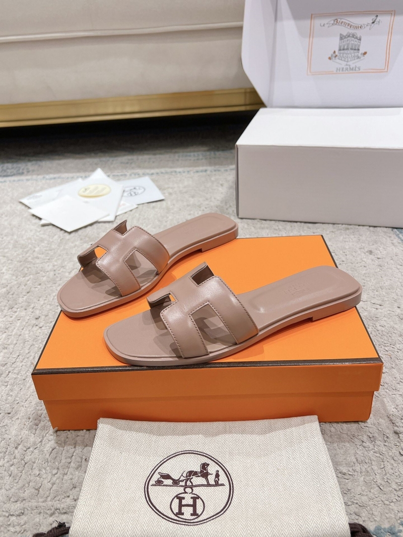 Hermes Slippers